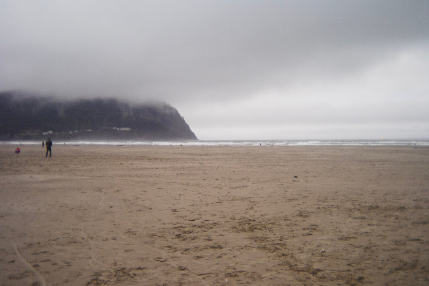 Rain Clam Sand @ Seaside, OR - 01